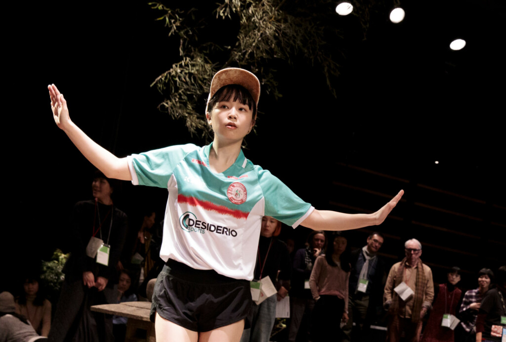 Ayaka Nakama tanzt bei einer Performance